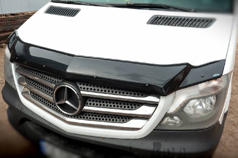 Дефлектор капота 2013+ (V1, EuroCap) Mercedes Sprinter W906 2006-2018 рр.