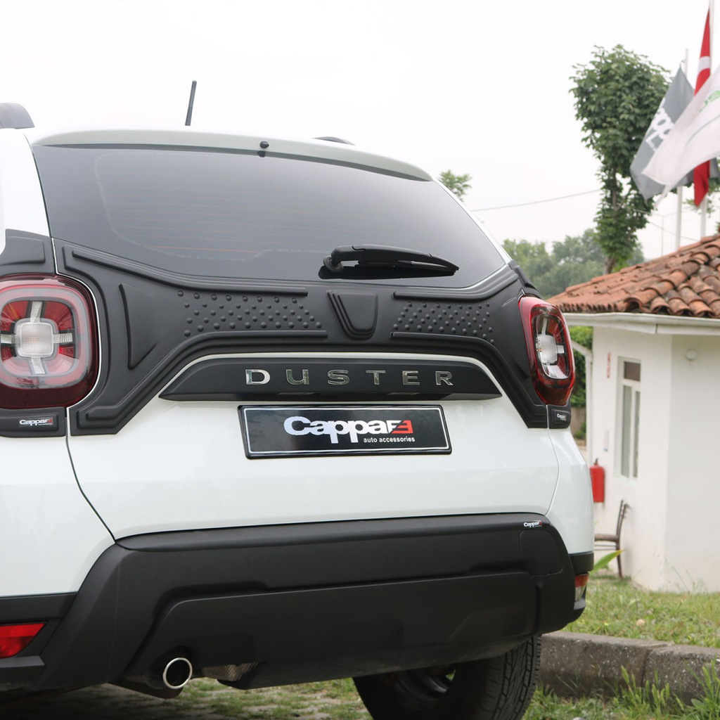 Пластикова накладка на кришку багажника (3 деталі) Renault Duster 2018-2024 гг.