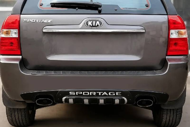 Задня накладка R002 (пластик) Kia Sportage 2004-2010 рр.