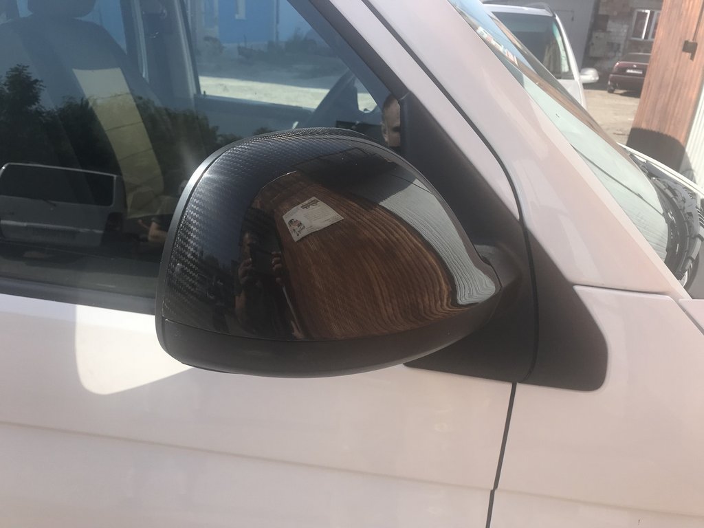 Накладки на дзеркала (2 шт., карбон) Покриття під карбон для Volkswagen T6 2015-2024 рр