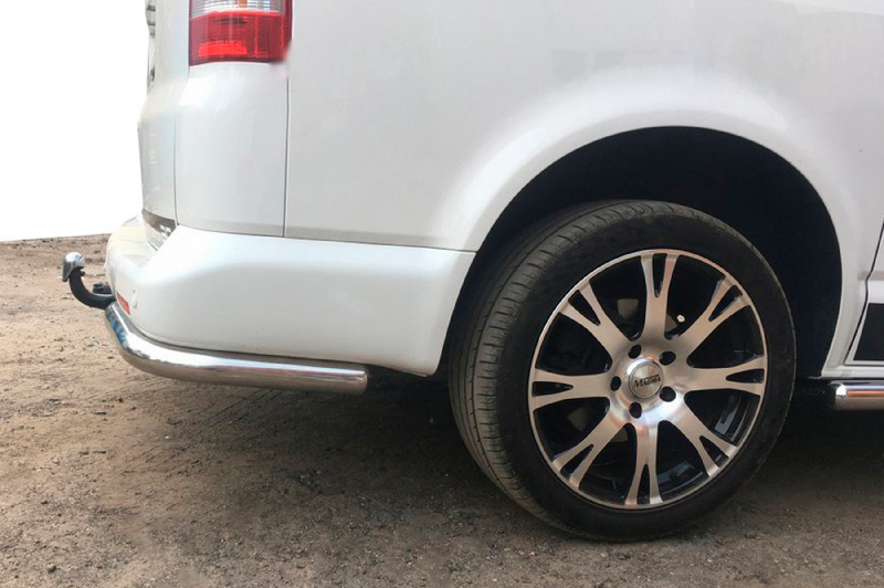 Задні куточки AK003 (2 шт, нерж) Volkswagen T5 Transporter 2003-2010 рр.