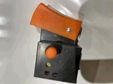 Кнопка для болгарки 180 (курок) AZT