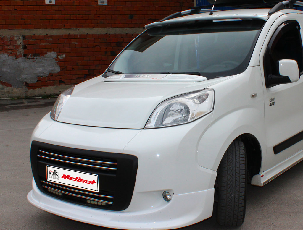 Козирок на капот (під фарбування) для Peugeot Bipper 2008-2017 рр