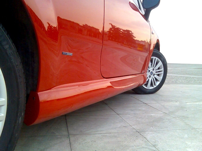 Бокові пороги (для 3-х дверного, під фарбування) Fiat Punto Grande/EVO 2006-2018 рр.