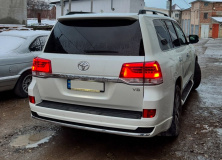 Задній бампер 2016+ під фарбування (Китай) Toyota Land Cruiser 200 2007-2021 рр.