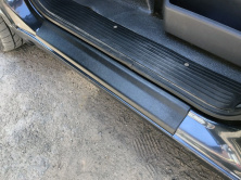 Накладки на пороги ABS (2 шт, пластик) Матові Mercedes Vito W638 1996-2003 рр.