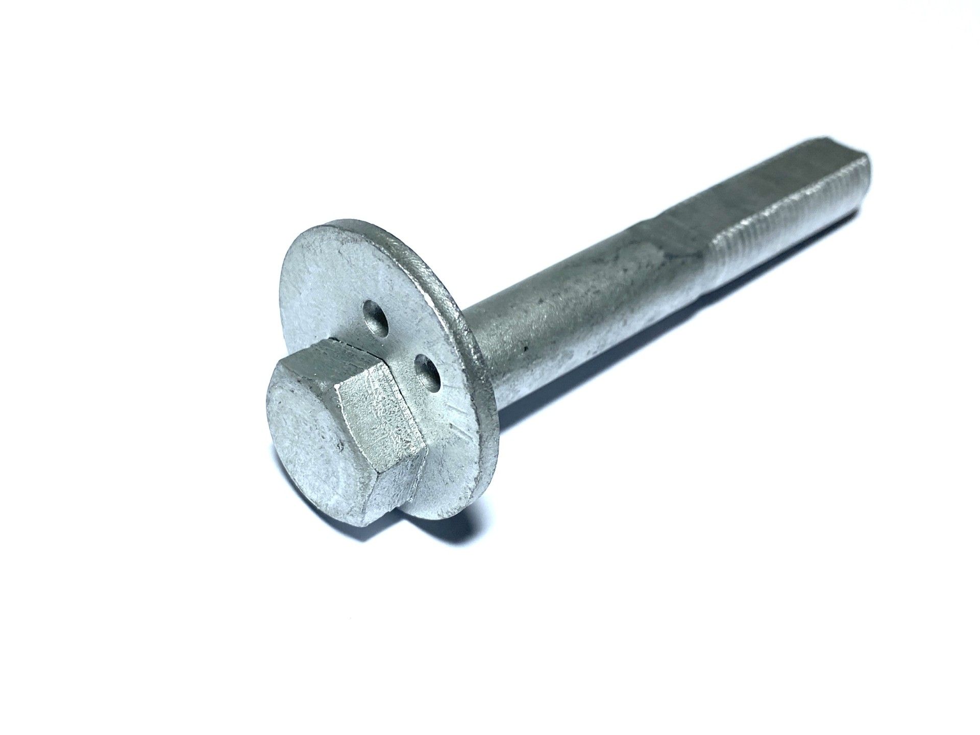 Болт розвалу задньої підвіски Chery M11 KLM