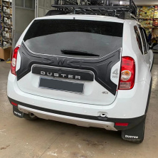 Пластикова накладка на кришку багажника Dacia Duster 2008-2018 рр.