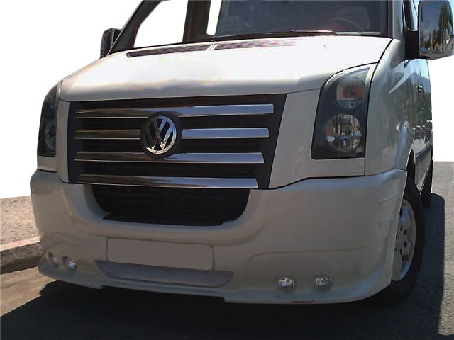 Накладка на передній бампер 4 фари 2006-2011 (під фарбування) для Volkswagen Crafter рр