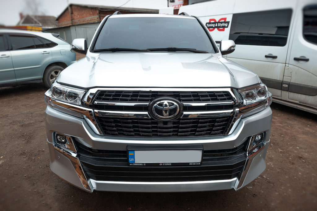 Комплект обвісів 2016-2021 (Executive 2021) Чорний колір для Toyota Land Cruiser 200 рр