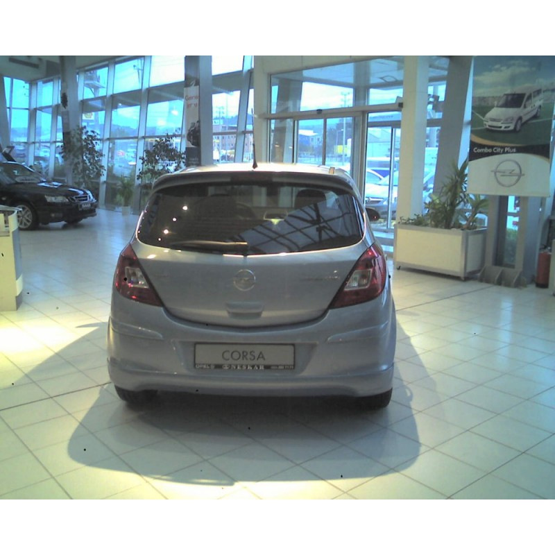 Задня нижня накладка (під фарбування) Opel Corsa D 2007-2014 рр.
