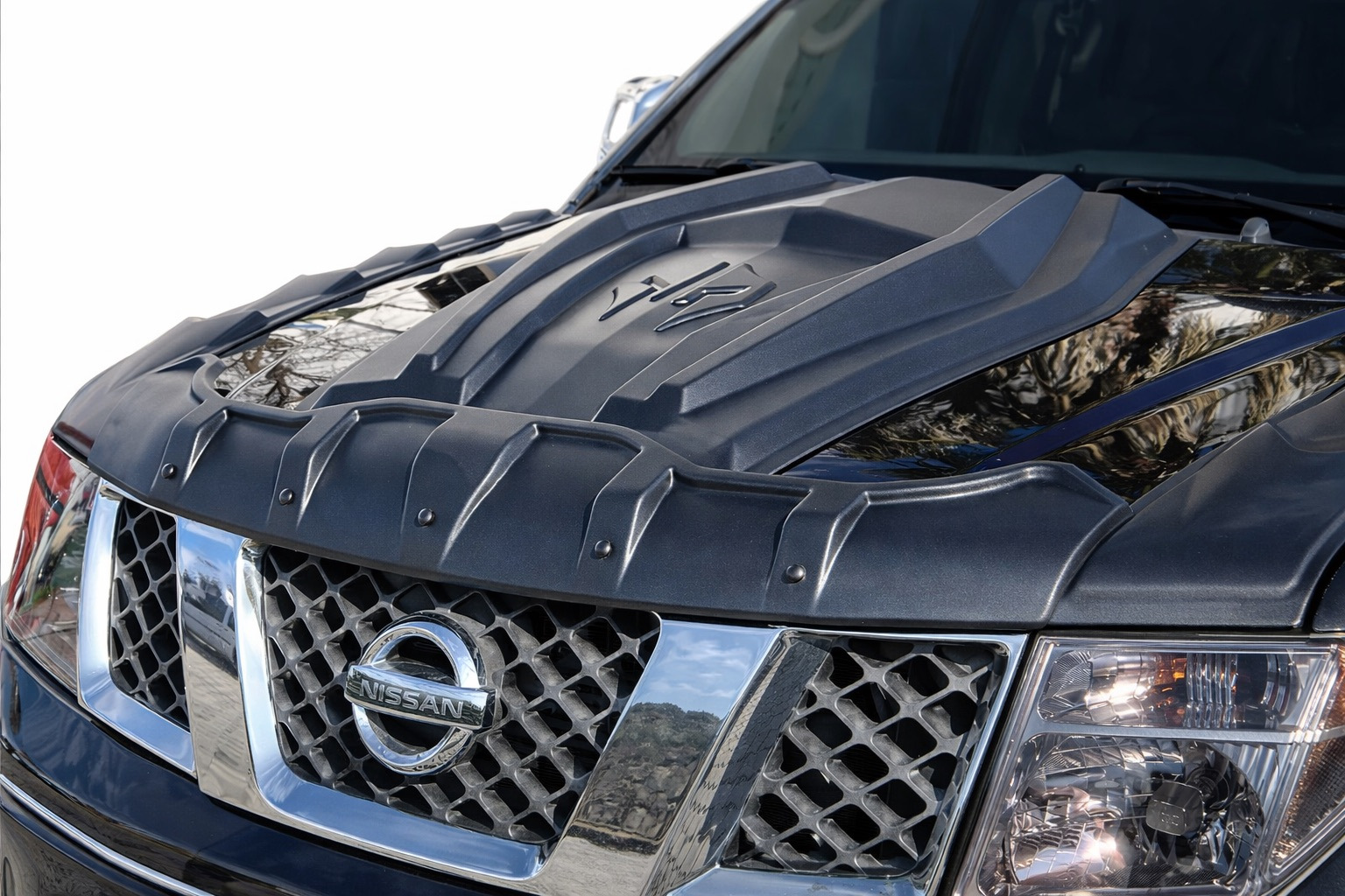 Накладка на капот (ABS) Nissan Navara 2006-2015 гг.