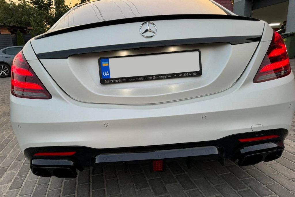 Комплект обвісів BRB (чорний, 2018-2026) для Mercedes S-class W222 рр