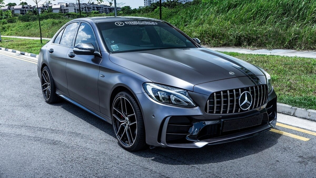 Комплект обвісів з повним заднім бампером (дизайн Black Mamba C63GT) для Mercedes C-class W205 2014-2021 рр