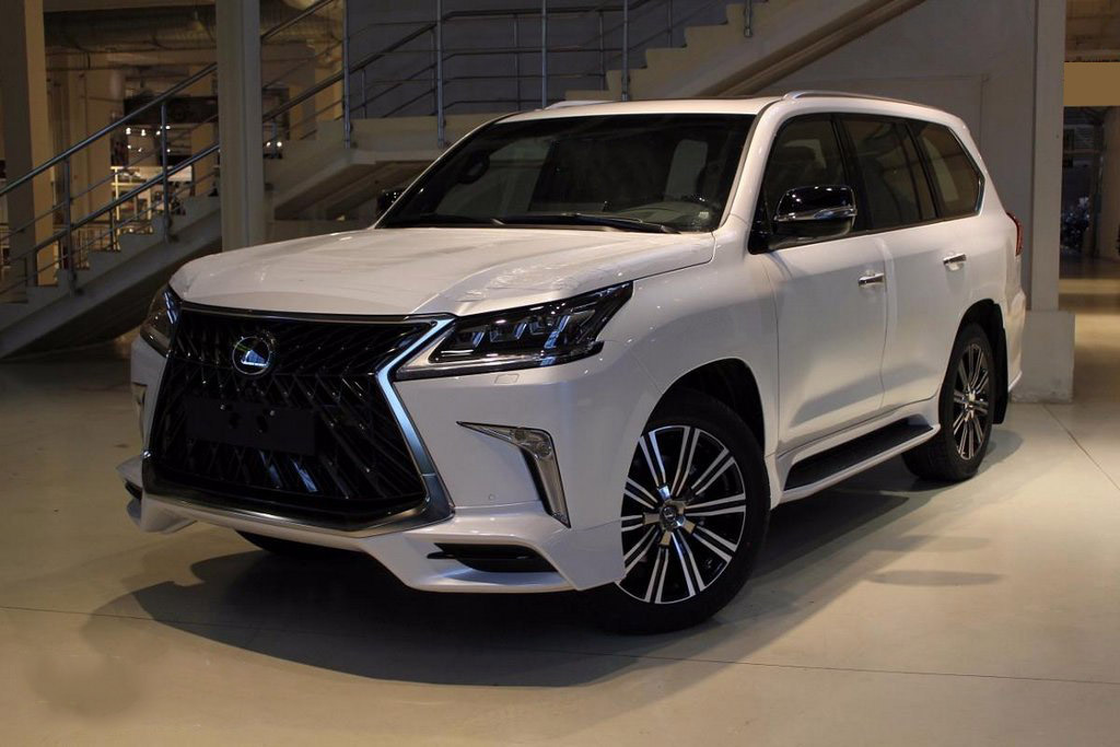 Бокові пороги (дизайн Lexus 2016-2026) Чорний колір для Lexus LX570/450d рр