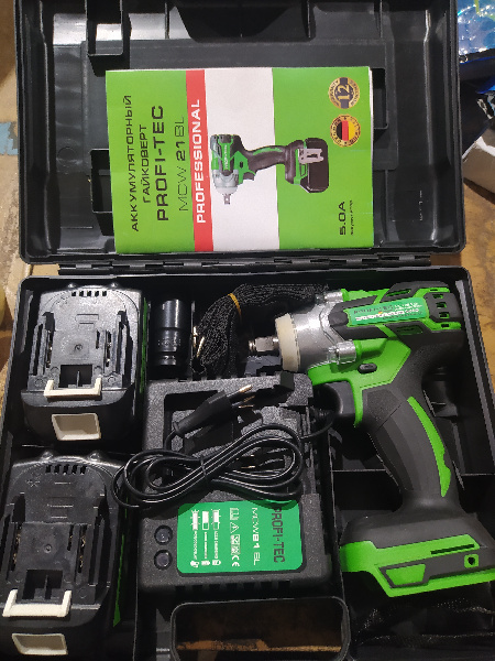 Гайковерт аккумуляторный Минск МГА-21 (1 насадка) SVET