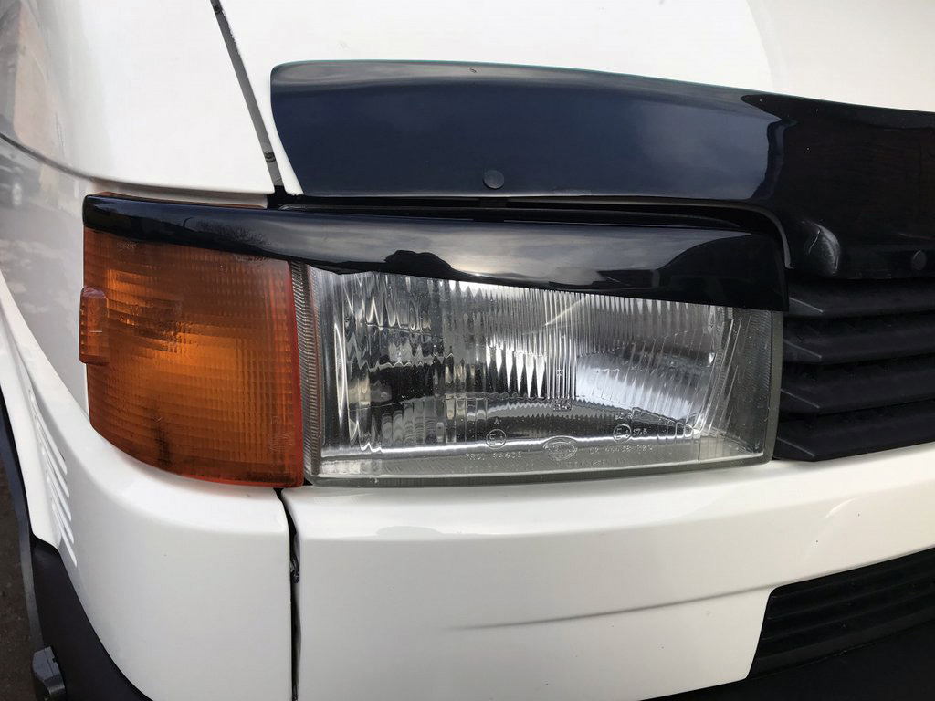 Вії Прямий капот (2 шт) Чорний мат для Volkswagen T4 Transporter 1990-2003 рр