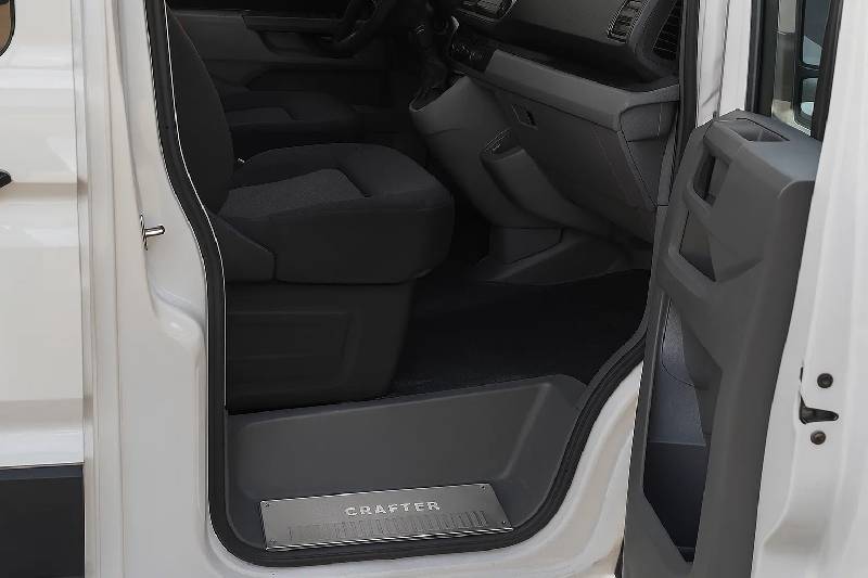 Накладки на внутрішні пороги (Carmos V2) 3 шт, Carmos - Турецька сталь Volkswagen Crafter 2006-2016 рр.