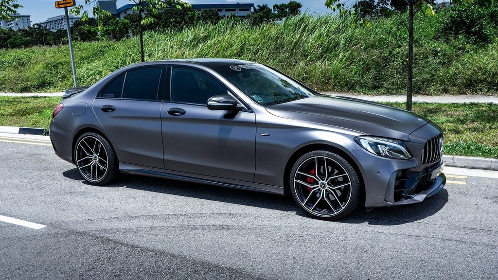 Комплект обвісів з повним заднім бампером (дизайн Black Mamba C63GT) для Mercedes C-class W205 2014-2021 рр