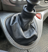 Шкіряний чохол КПП Renault Trafic 2001-2015 рр.