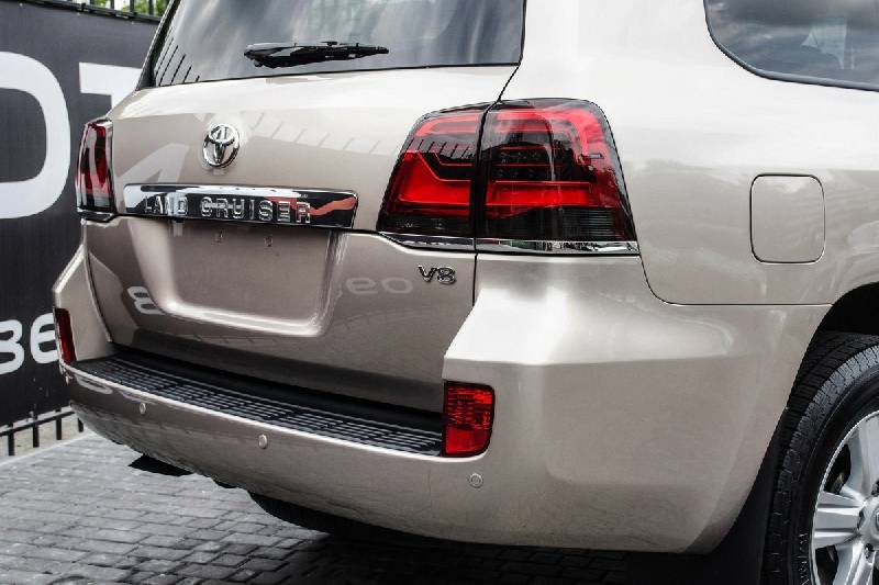 Задні ліхтарі 2007-2015 V2 (дизайн 2016+) Toyota Land Cruiser 200 2007-2021 рр.
