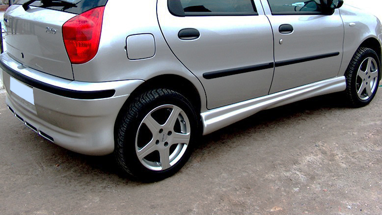 Бокові пороги (під фарбування) для Fiat Palio 1996-2011 рр