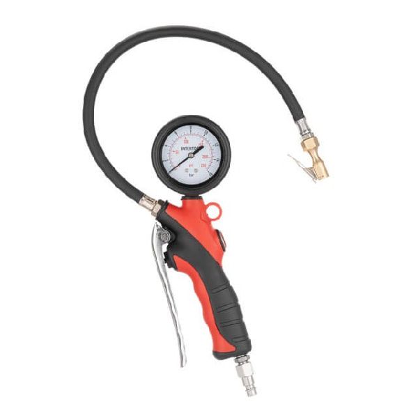 Пистолет для подкачки шин с профессиональным манометром.