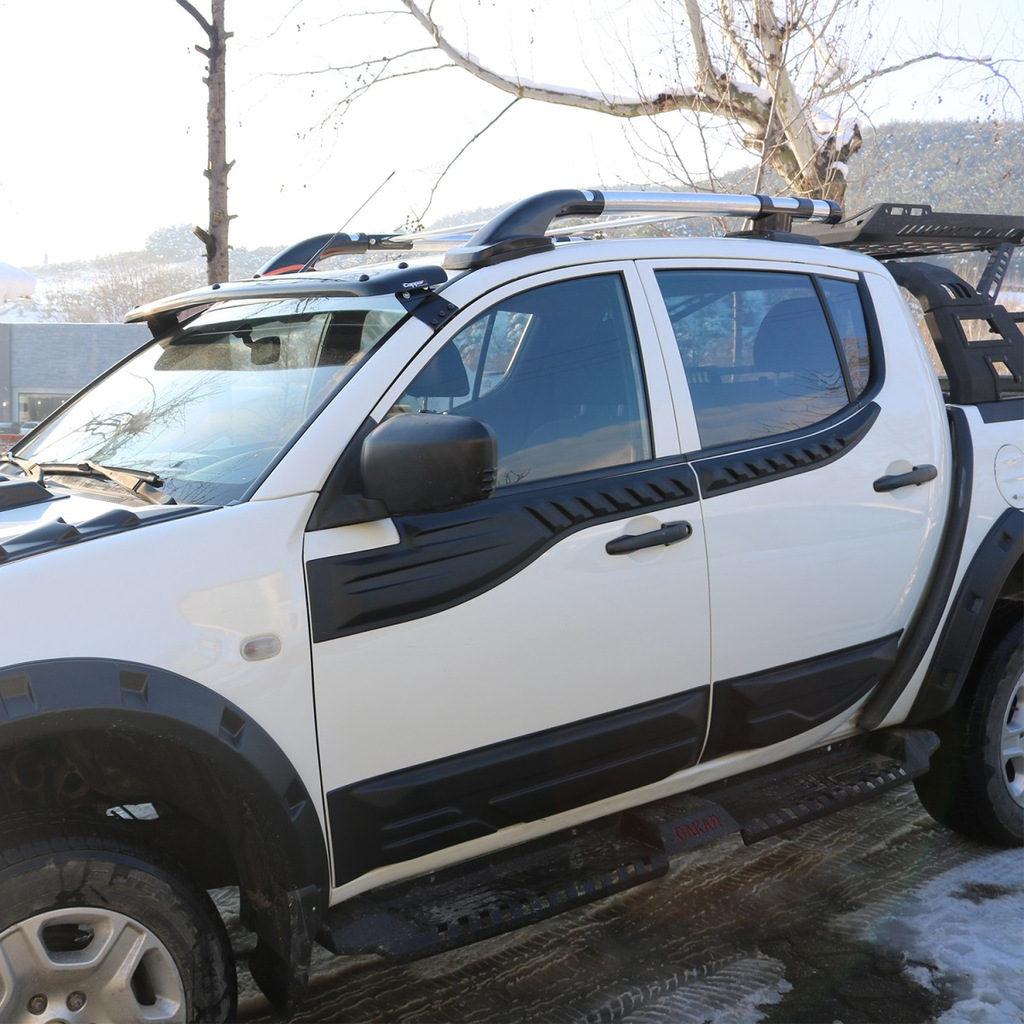 Верхні молдинги дверей (4 шт, ABS) Mitsubishi L200 2006-2015 гг.