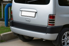 Накладка на стопи (2 шт, нерж.) Carmos - турецька сталь Peugeot Partner 1996-2008 рр.