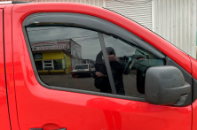 Вітровики (2 шт, HIC) Opel Vivaro 2015-2019 рр.