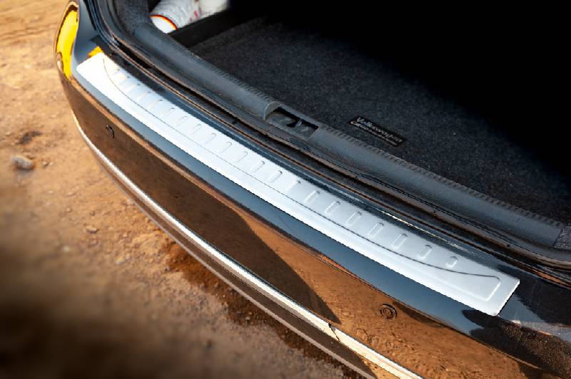 Накладка на задній бампер OmsaLine МАТ (Sedan, нерж) Volkswagen Passat B7 2012-2015 рр.