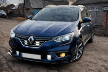 Накладка на передній бампер ЛИП (чорна) Renault Megane IV 2016-2025 рр.