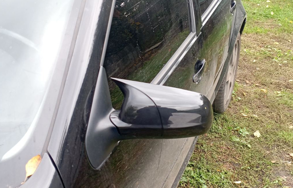 Накладки на дзеркала RLine-Look (2 шт) для Volkswagen Golf 4 1997-2006 рр