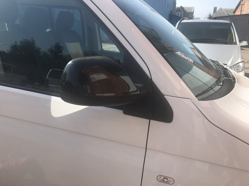 Накладки на дзеркала (2 шт., карбон) Покриття під карбон для Volkswagen T6 2015-2024 рр