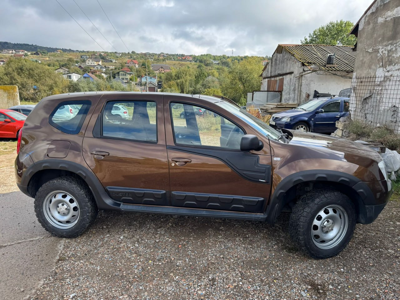Верхні накладки на двері (2шт) Renault Duster 2008–2017 гг.