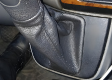 Чохол КПП (шкіра) Автомат Volkswagen Crafter 2006-2016 рр.