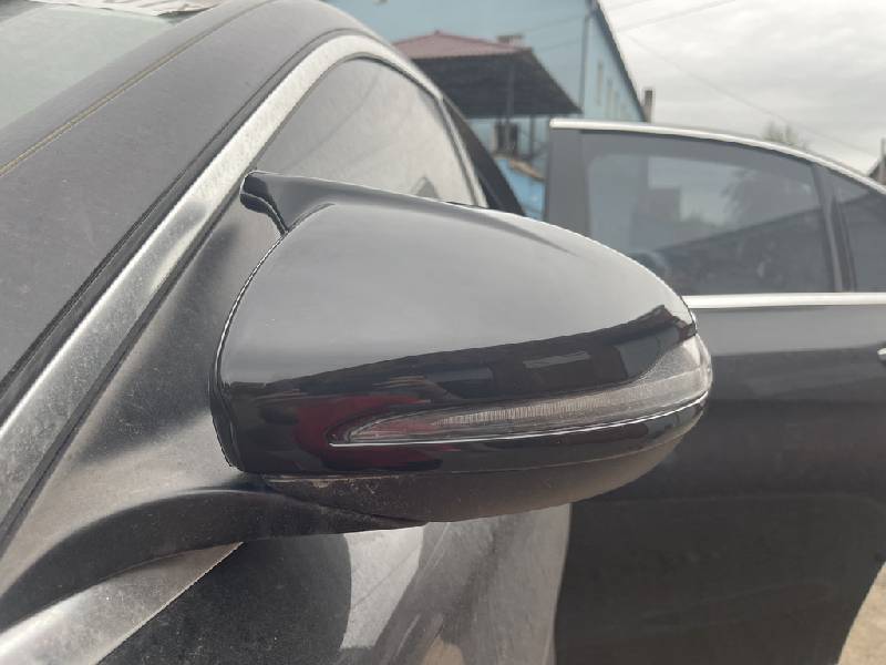 Накладки на дзеркала AMG-Look (2 шт) Mercedes C-сlass W205 2014-2021 рр.