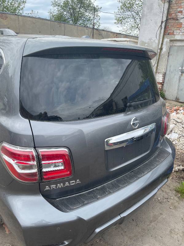 Кришка багажника (оригінал 2019 рік) Nissan Patrol Y62 2010-2024 рр.