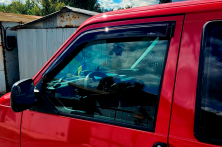 Вітровики (2 шт, HIC) Volkswagen T4 Transporter 1990-2003 рр.
