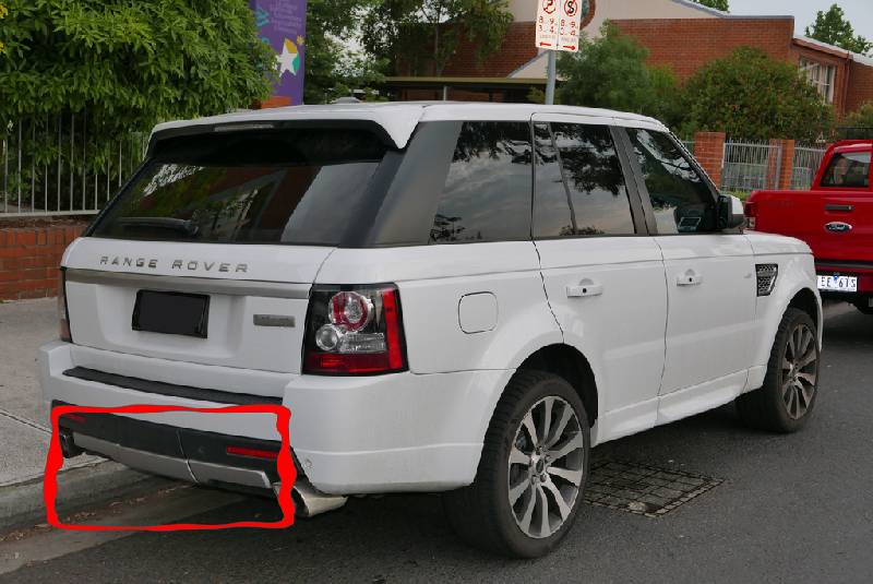 Задня накладка (3 частини) Range Rover Sport 2005-2013 рр.