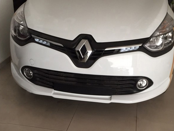 Накладка на передній бампер (під фарбування) для Renault Clio IV 2012-2019 рр