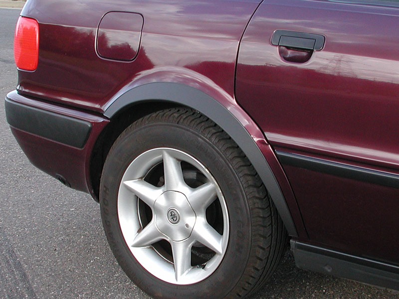 Накладки на арки (1987-1991, 4 шт, чорні) Audi 80/90 1987-1996 рр.
