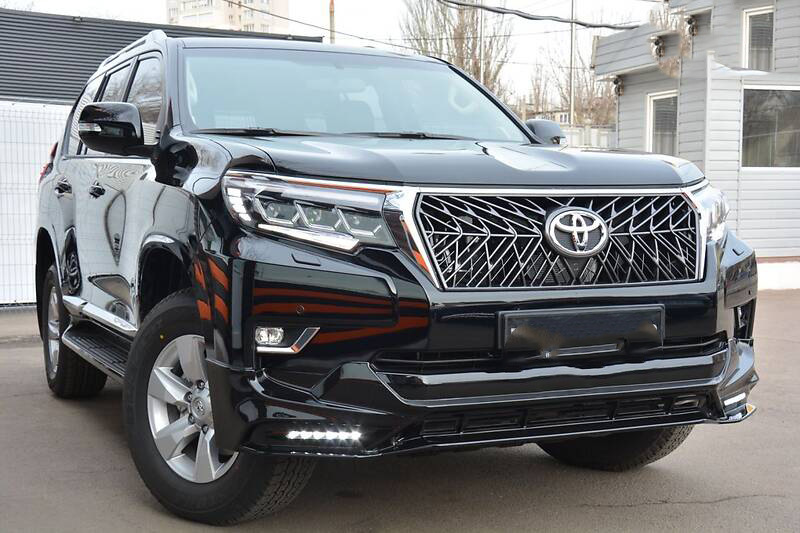 Накладки на передній і задній бампер TRD (2017-) Білий колір Toyota Land Cruiser Prado 150 2009-2023 рр.