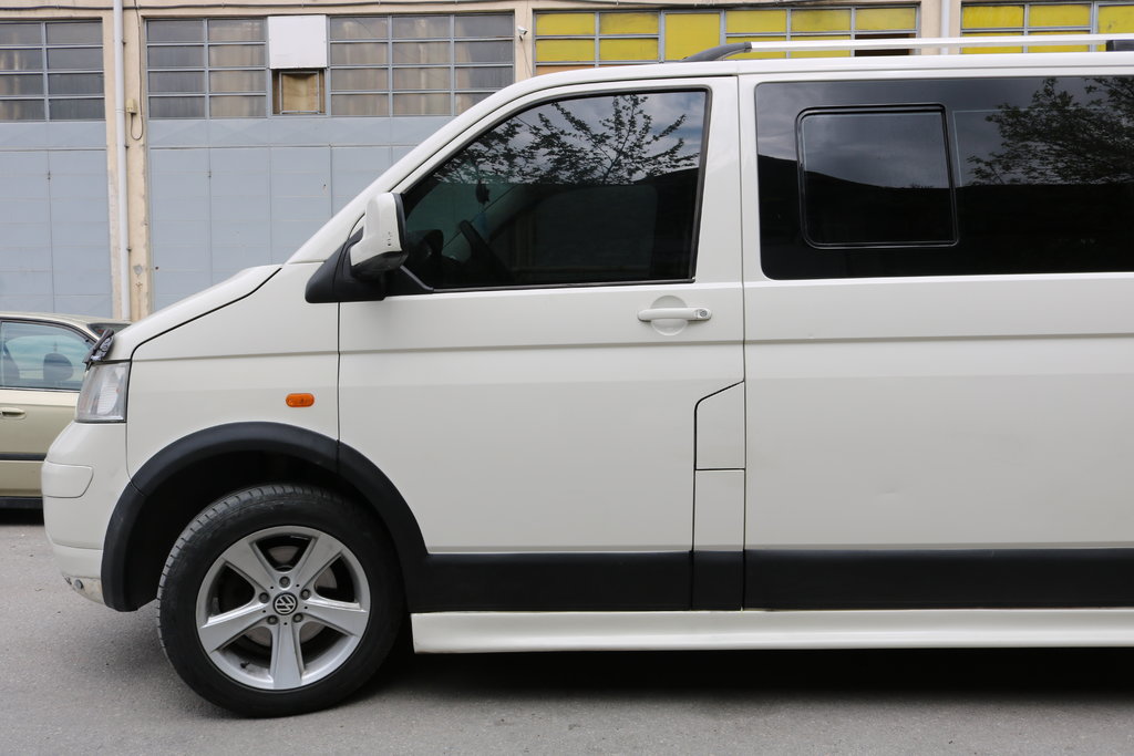 Комплект молдингів і арок (11 деталей) 2 двері, Коротка база для Volkswagen T5 Multivan 2003-2010 рр
