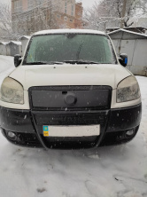Верхня зимова накладка на решітку Глянцева Fiat Doblo I 2005-2010 рр.