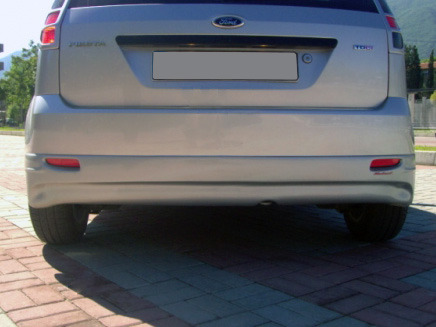 Задній бампер 2002-2005 (накладка, під фарбування) для Ford Fiesta рр