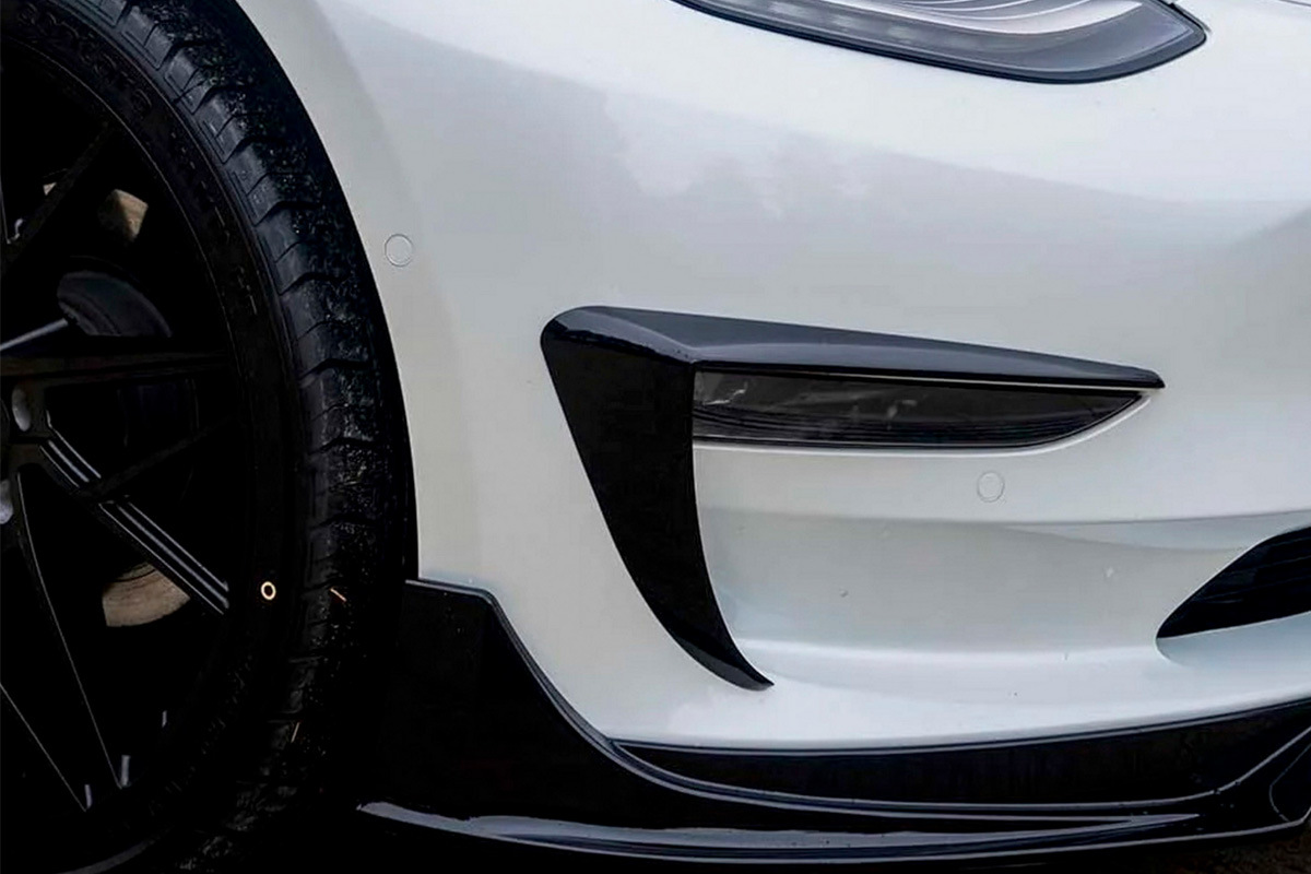 Накладки на протитуманки Fast (для 2017-2023) Tesla Model 3 2017- гг.