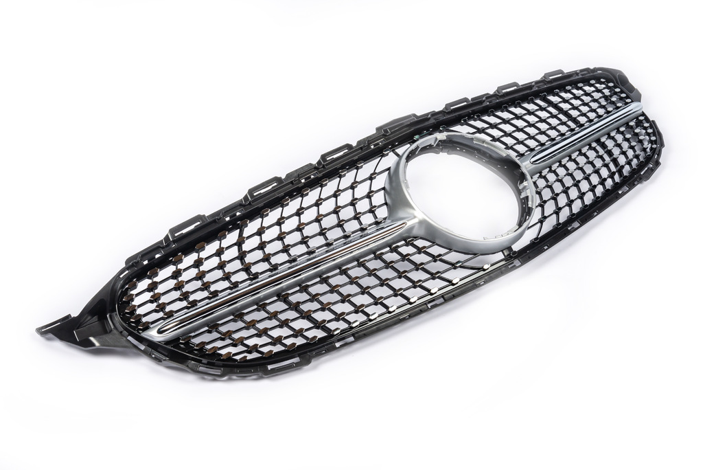 Передня решітка Diamond Silver (для Avantgarde/AMG-Line/C43 AMG) 2014-2018, з камерою для Mercedes C-class W205 рр